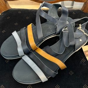 Pikolinos leather sandals - NWT - EU 41, US 10
